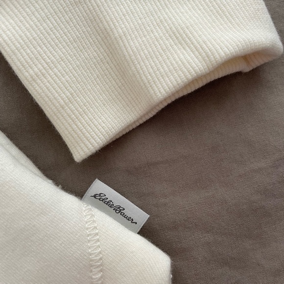 Cozy Camp Shirttail Hem (XS) - Picture 4 of 7